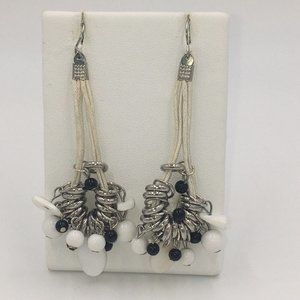 Black & White Plastic BEADS Silver Tone METAL CIRCLES Dangle Pierced EARRINGS